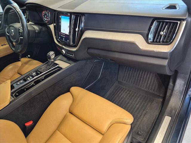 Used 2018 Volvo XC60 T5 Inscription w/ Convenience Package AWD/4WD image 21