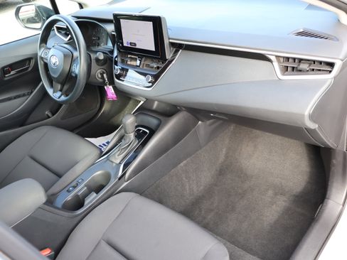 Used 2024 Toyota Corolla LE image 10