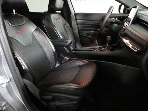 Used 2023 Jeep Compass Trailhawk image 20