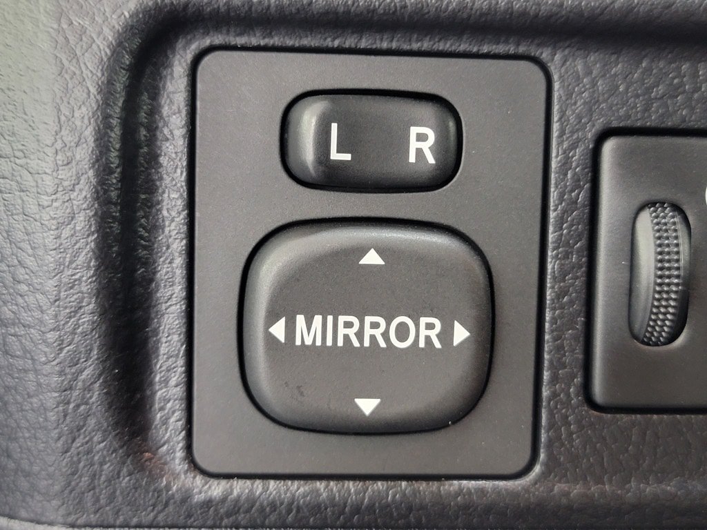 Certified 2024 Toyota 4Runner TRD Off-Road Premium w/ TRD Black Wheel Package (TMS) AWD/4WD image 30