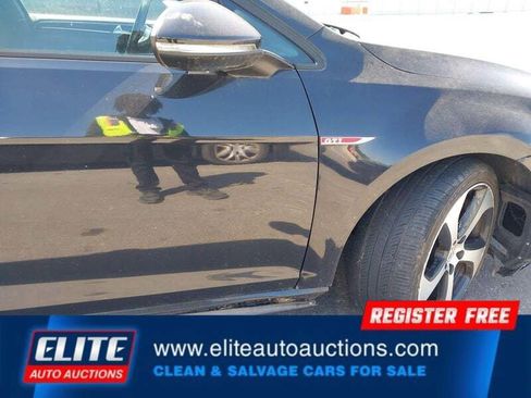 Used 2017 Volkswagen GTI Autobahn FWD image 36