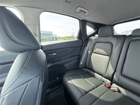 New 2025 Nissan Murano SV image 12