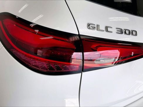 Used 2026 Mercedes-Benz GLC 300 image 28
