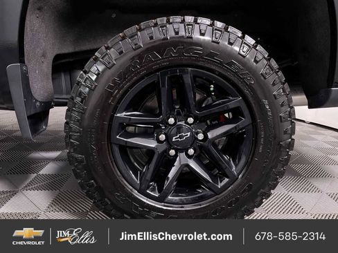 Used 2021 Chevrolet Silverado 1500 Custom Trail Boss image 30