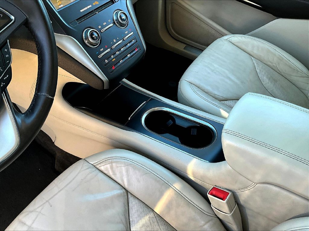 Used 2017 Lincoln MKC Select AWD/4WD image 21