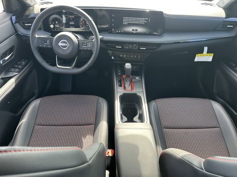 New 2026 Nissan Kicks SR FWD image 14