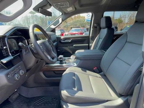 Used 2026 Chevrolet Silverado 1500 LT Trail Boss w/ LT Trail Boss Premium Package AWD/4WD image 22