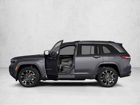 Used 2022 Jeep Grand Cherokee Trailhawk w/ Advanced Protech Group II image 3