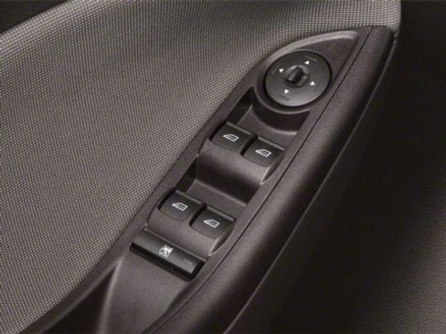 Used 2013 Ford Focus SE image 17