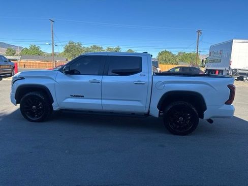 Used 2024 Toyota Tundra Limited AWD/4WD image 5