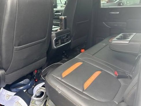 Used 2022 GMC Sierra 2500 AT4 w/ AT4 Premium Plus Package AWD/4WD image 13