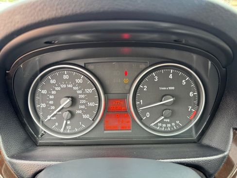Used 2011 BMW 328i xDrive Sedan AWD/4WD image 36