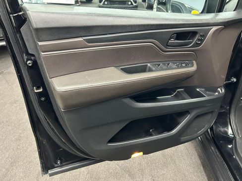 Used 2018 Honda Odyssey EX-L image 10