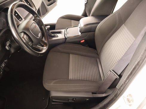 Used 2023 Dodge Charger SXT w/ Blacktop Package image 10