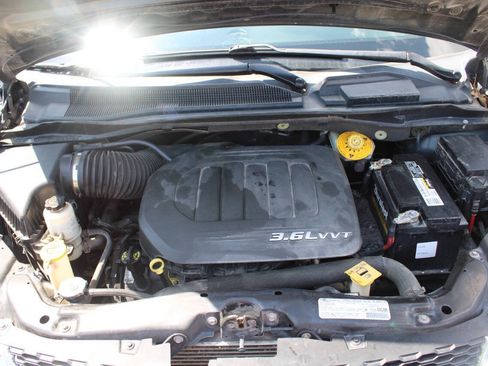 Used 2013 Dodge Grand Caravan SXT w/ Rear Park Assist Pkg FWD image 20