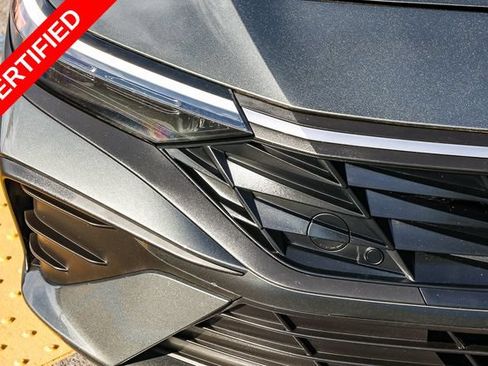 Used 2025 Hyundai Elantra Sport FWD image 10