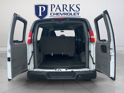 Used 2013 Chevrolet Express 3500 LS RWD image 18