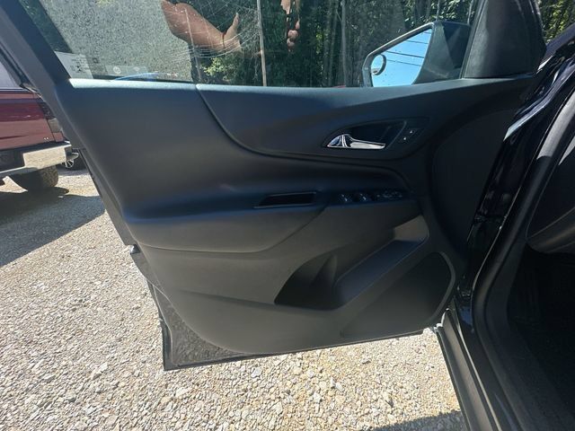 Used 2021 Chevrolet Equinox LT FWD image 26