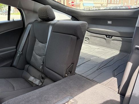 Used 2019 Chevrolet Volt LT w/ Comfort Package FWD image 28