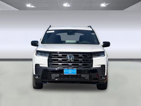 New 2026 Honda Pilot Sport image 5