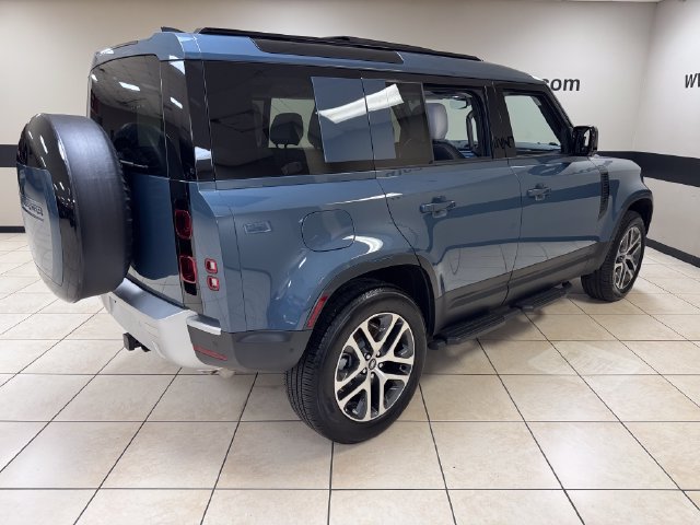 Used 2025 Land Rover Defender 110 S AWD/4WD image 6