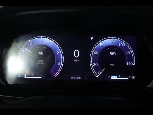 Used 2024 Jeep Grand Cherokee Limited image 23