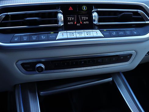Used 2022 BMW X5 xDrive45e w/ M Sport Package image 42
