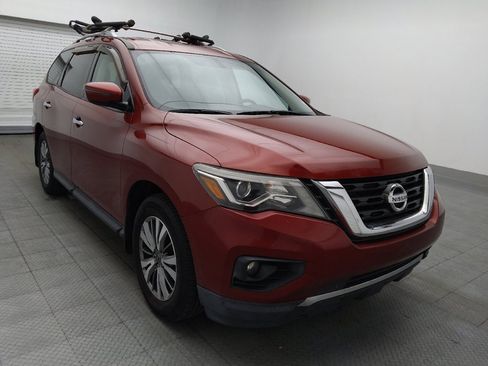 Used 2020 Nissan Pathfinder SV FWD image 13