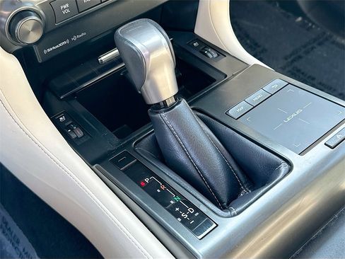 Used 2022 Lexus GX 460 Premium image 15