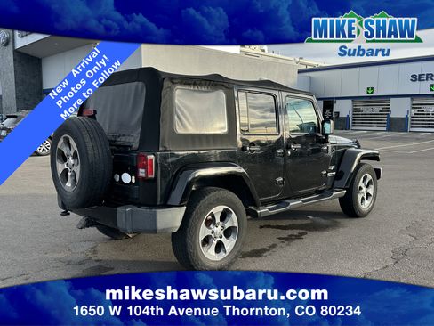 Used 2018 Jeep Wrangler Unlimited Sahara w/ Connectivity Group image 19