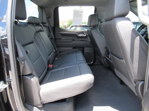 Used 2023 GMC Sierra 1500 SLT w/ SLT Premium Package AWD/4WD image 31