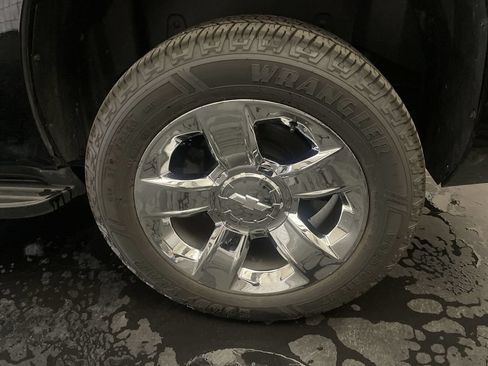 Used 2014 Chevrolet Tahoe LT AWD/4WD image 22