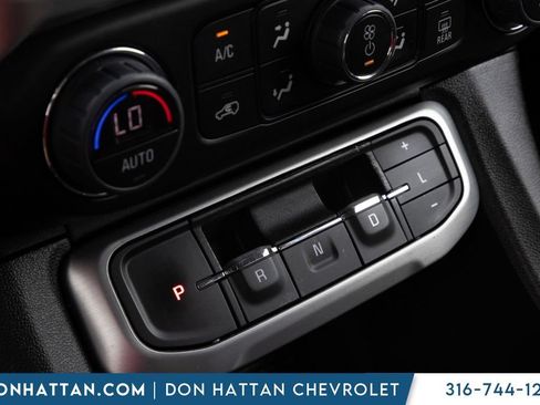 Used 2023 GMC Acadia SLT AWD/4WD image 9