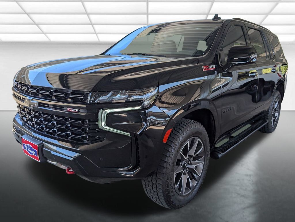 Used 2023 Chevrolet Tahoe Z71 w/ Luxury Package AWD/4WD image 31