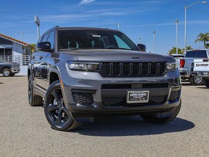 New 2025 Jeep Grand Cherokee L Laredo