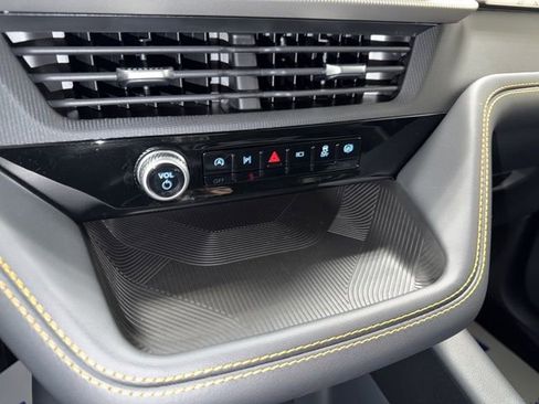 New 2026 Ford Explorer Tremor w/ Tremor Convenience Package image 24