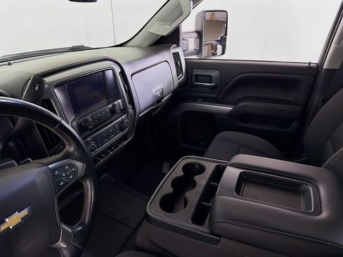 Used 2018 Chevrolet Silverado 3500 LT AWD/4WD image 20