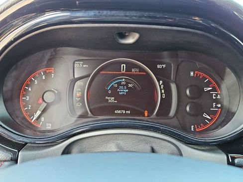 Used 2025 Dodge Durango GT RWD image 22