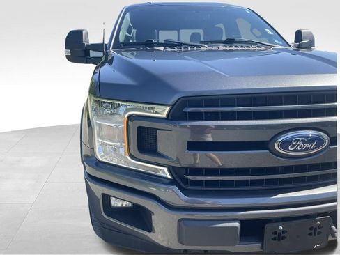 Used 2018 Ford F150 XLT w/ Equipment Group 302A Luxury AWD/4WD image 19