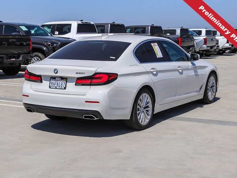 Used 2021 BMW 530i w/ Convenience Package RWD image 6