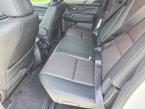Certified 2023 Honda Ridgeline Black Edition image 17