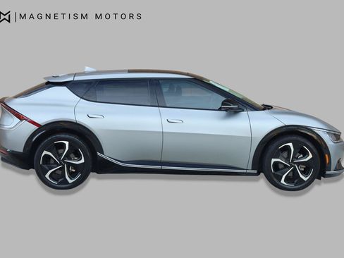 Used 2022 Kia EV6 GT-Line w/ First Edition Package AWD/4WD image 3