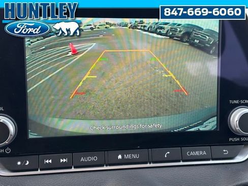 Used 2025 Nissan Sentra SV image 20