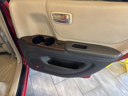 Used 2003 Toyota Highlander Limited AWD/4WD image 22