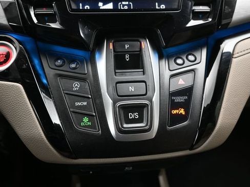 Used 2019 Honda Odyssey Elite image 12