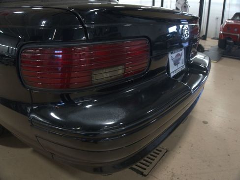 Used 1994 Chevrolet Impala SS image 22