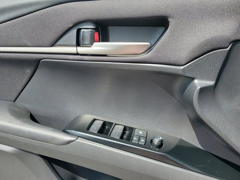 Used 2026 Toyota Camry LE image 8