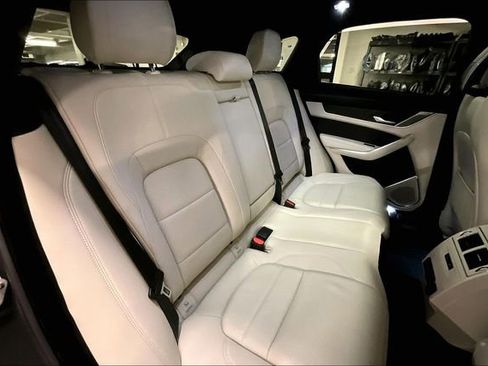 Certified 2025 Jaguar F-PACE R-Dynamic S image 16