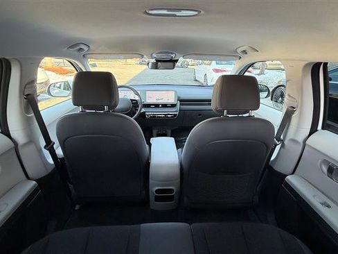 Used 2024 Hyundai Ioniq 5 SEL image 32