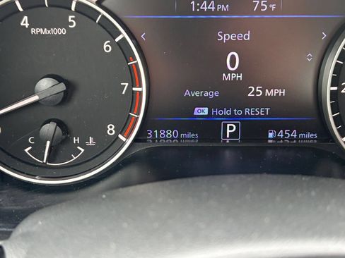 Used 2025 Nissan Altima 2.5 SV FWD image 40